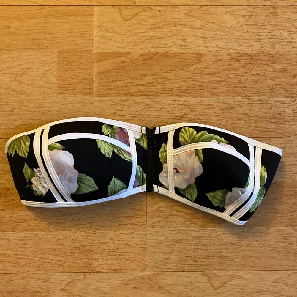 TVK swimwear bandeau top